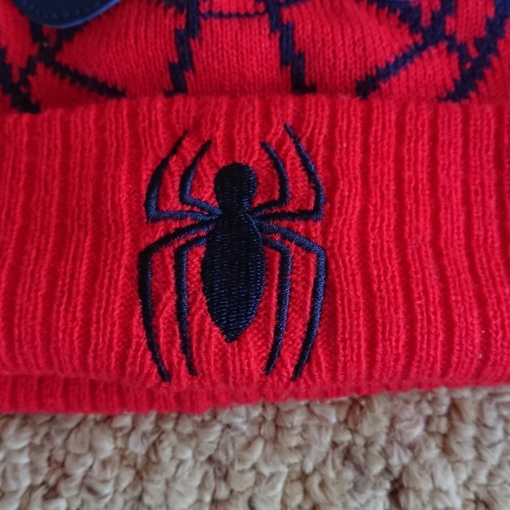 Red Spider Hero Knit Beanie for Kids - Picture 3 of 9